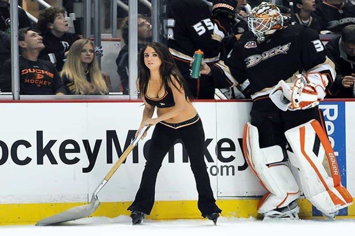NHL Hockey Betting: Boston Bruins at Anaheim Ducks