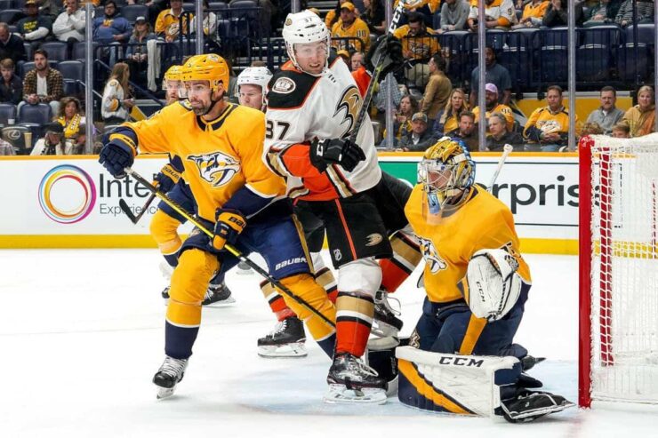 NHL Hockey Betting: Chicago Blackhawks at Nashville Predators