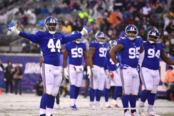 Eagles Host Giants in a Battle of Slumping Teams