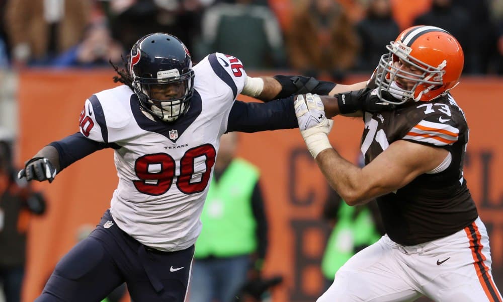 Clowney Turns Down ‘Most Aggressive Offer’ from Browns