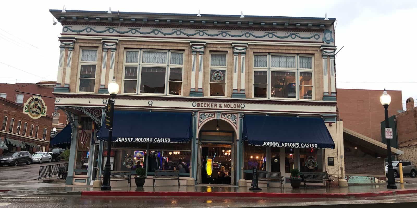 Two More Retail Sportsbooks Open In Colorado