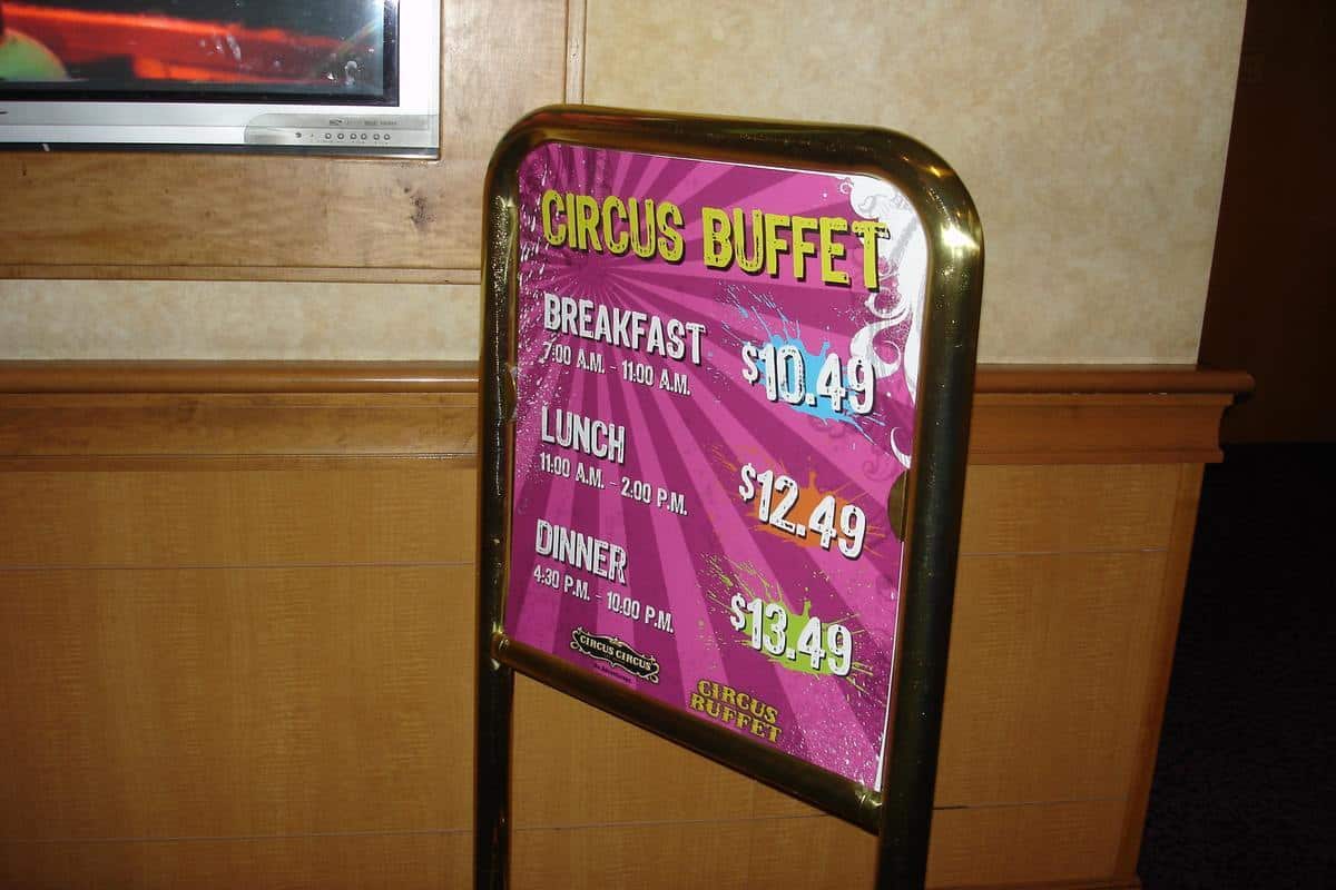 Is A Las Vegas Buffet Renaissance On The Horizon?