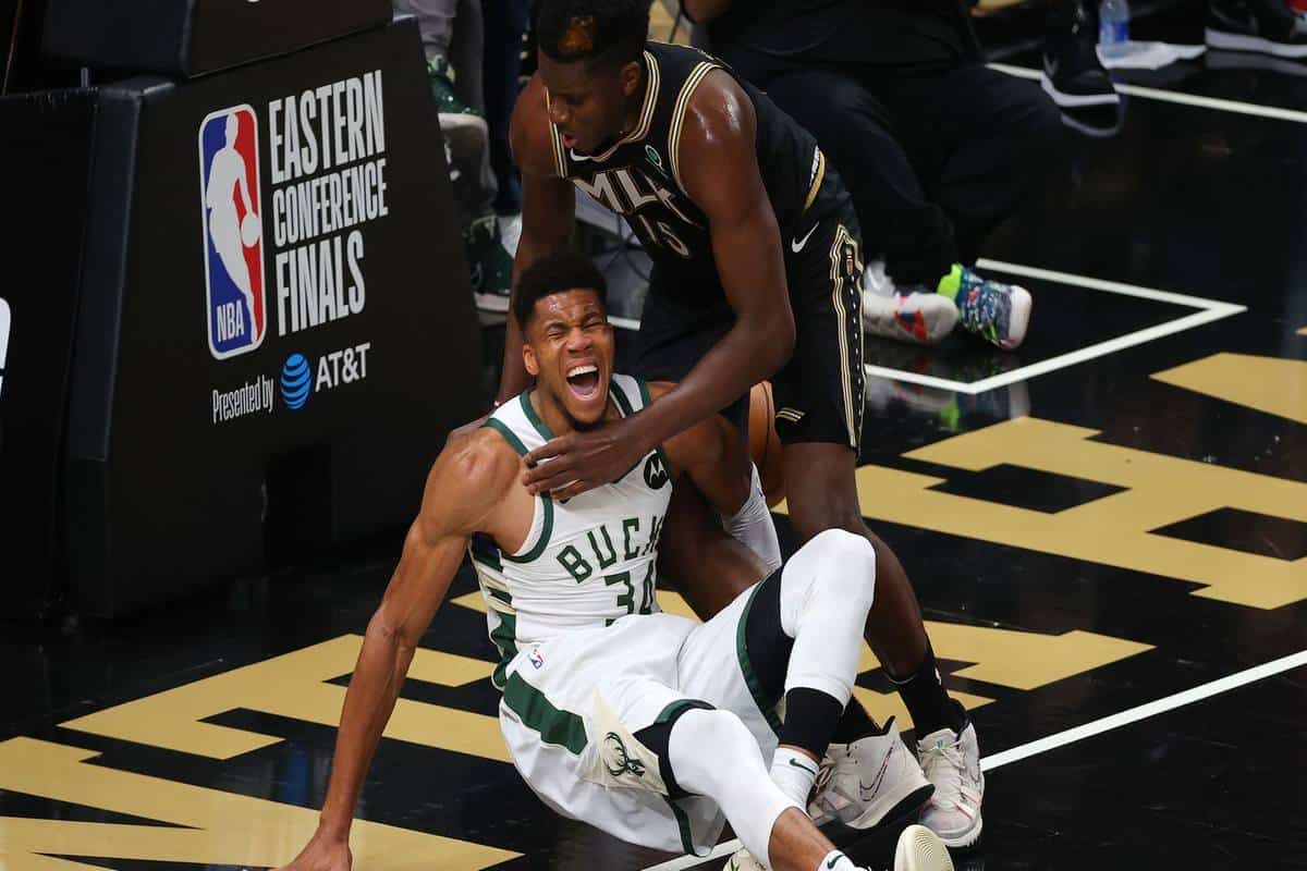 Bucks Dodge A Bullet With Giannis Antetokounmpo Knee Injury