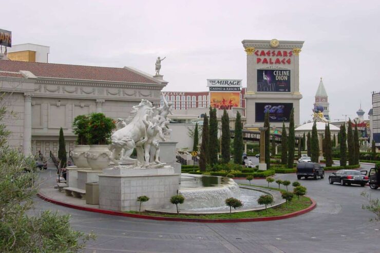 Caesars Entertainment Named Official Casino Partner of NFL Houston Texans