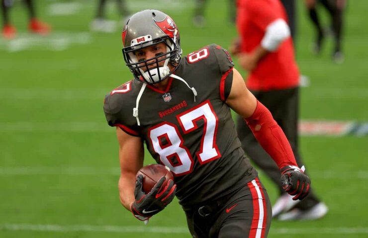 Tampa Bay’s Rob Gronkowski Ruled Out For Return To New England, Could Miss More Time