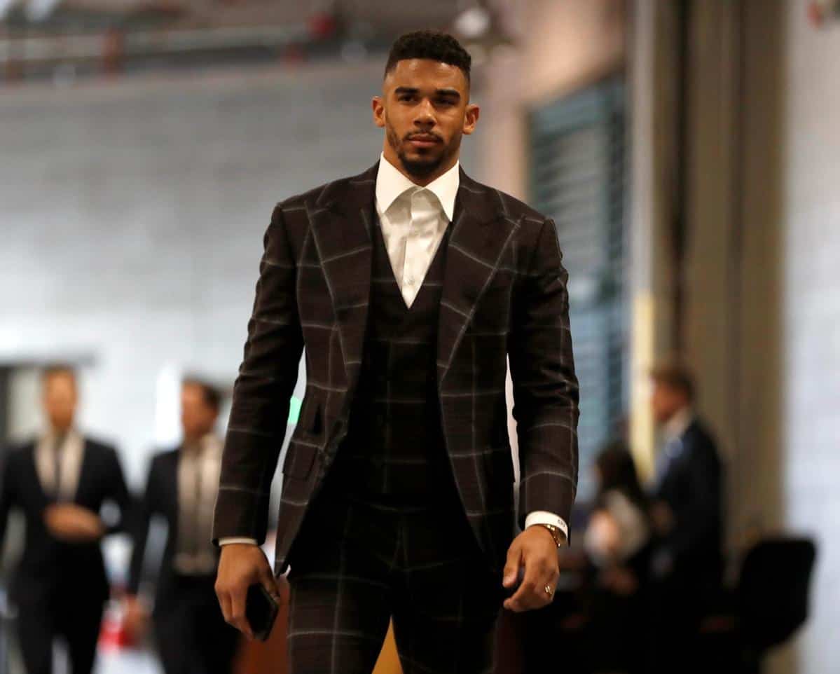 Evander Kane Solidifies Status As Worst Person In NHL By Using A Fake COVID-19 Vaccination Card