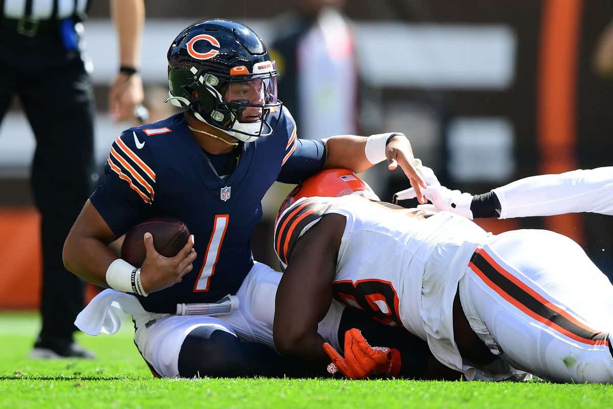 Chicago Bears Name Justin Fields Starting Quarterback For Rest Of Season