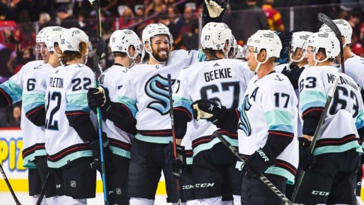 Sportsbooks Face Heavy NHL Futures Liability On Expansion Seattle Kraken As Bettors Hope ‘Lightning Strikes Twice’