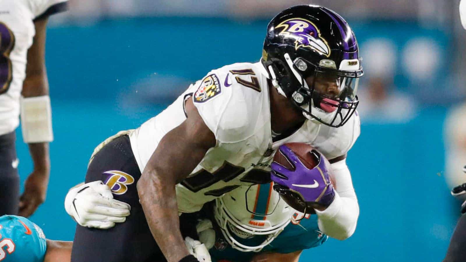 Baltimore Ravens Waive Running Back Le’Veon Bell
