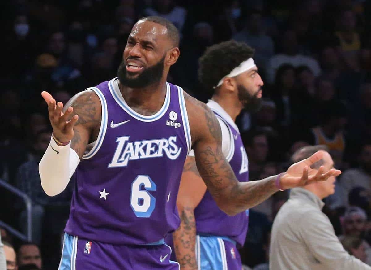 LeBron Makes A Quick Trip In And Out Of The NBA’s COVID Protocols, Leaves Questioning The Process