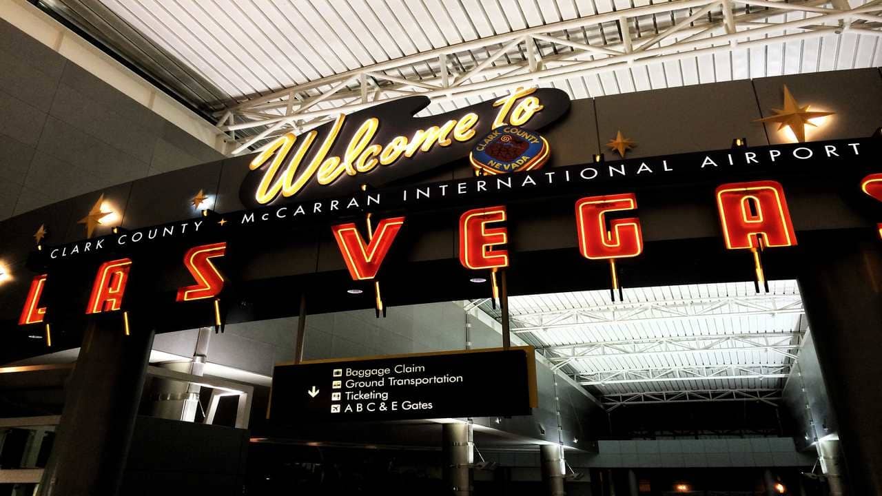 Anxious To Get Home Nut Causes Mayhem At Las Vegas Airport