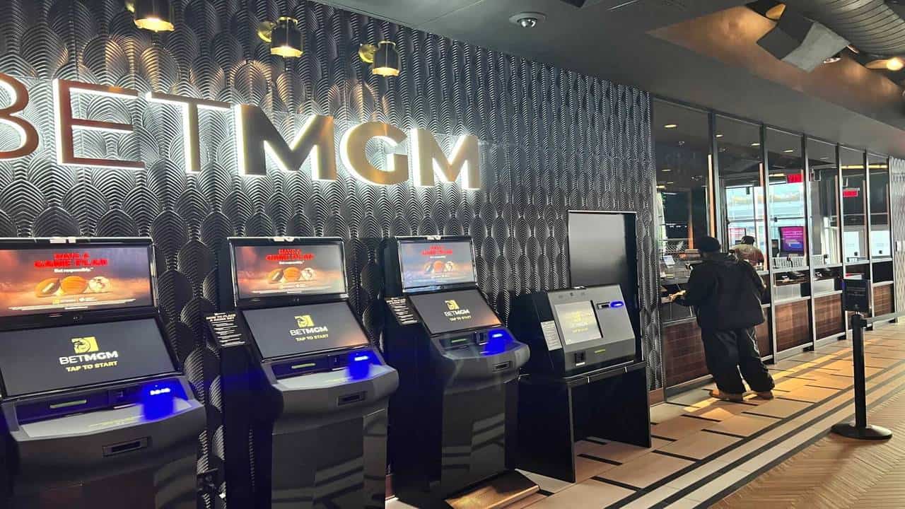 BetMGM Plans To Leverage World Cup With Tim Howard, Free-To-Play Games