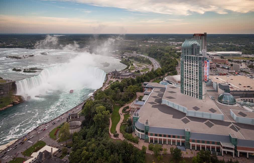 Mohegan Digital Launches Online Sportsbook and Casino In Ontario