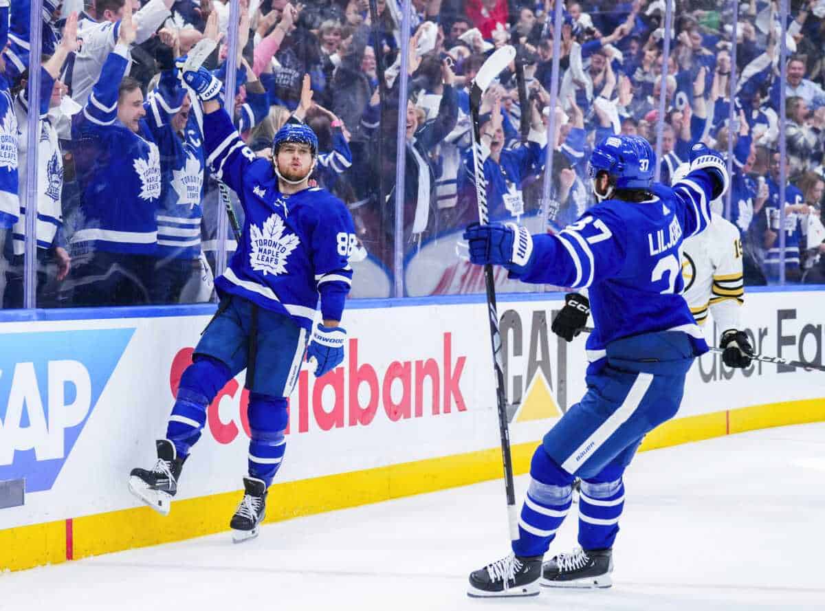Leafs, Panthers Chase Atlantic Division Title