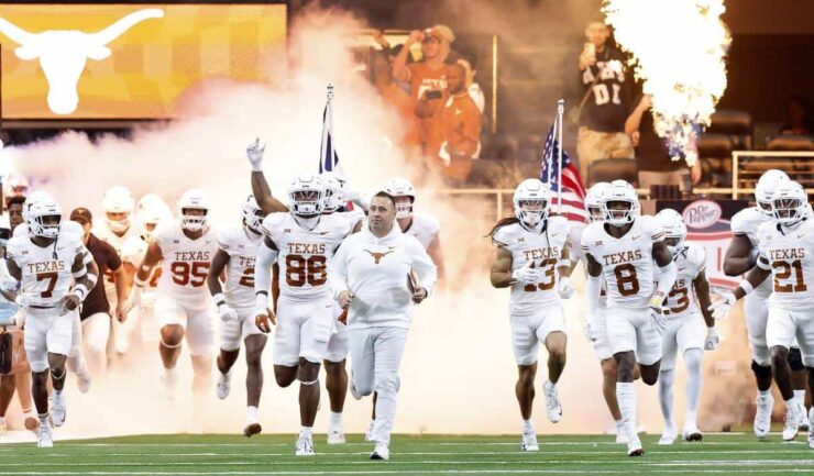 College Football Week 6 & NFL Week 6 Preview | Ohio State vs Oregon, Texas vs Oklahoma, NFL Picks