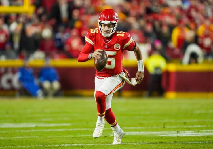 Chiefs Are Underdogs at Home vs Texans, Will Mahomes Play?
