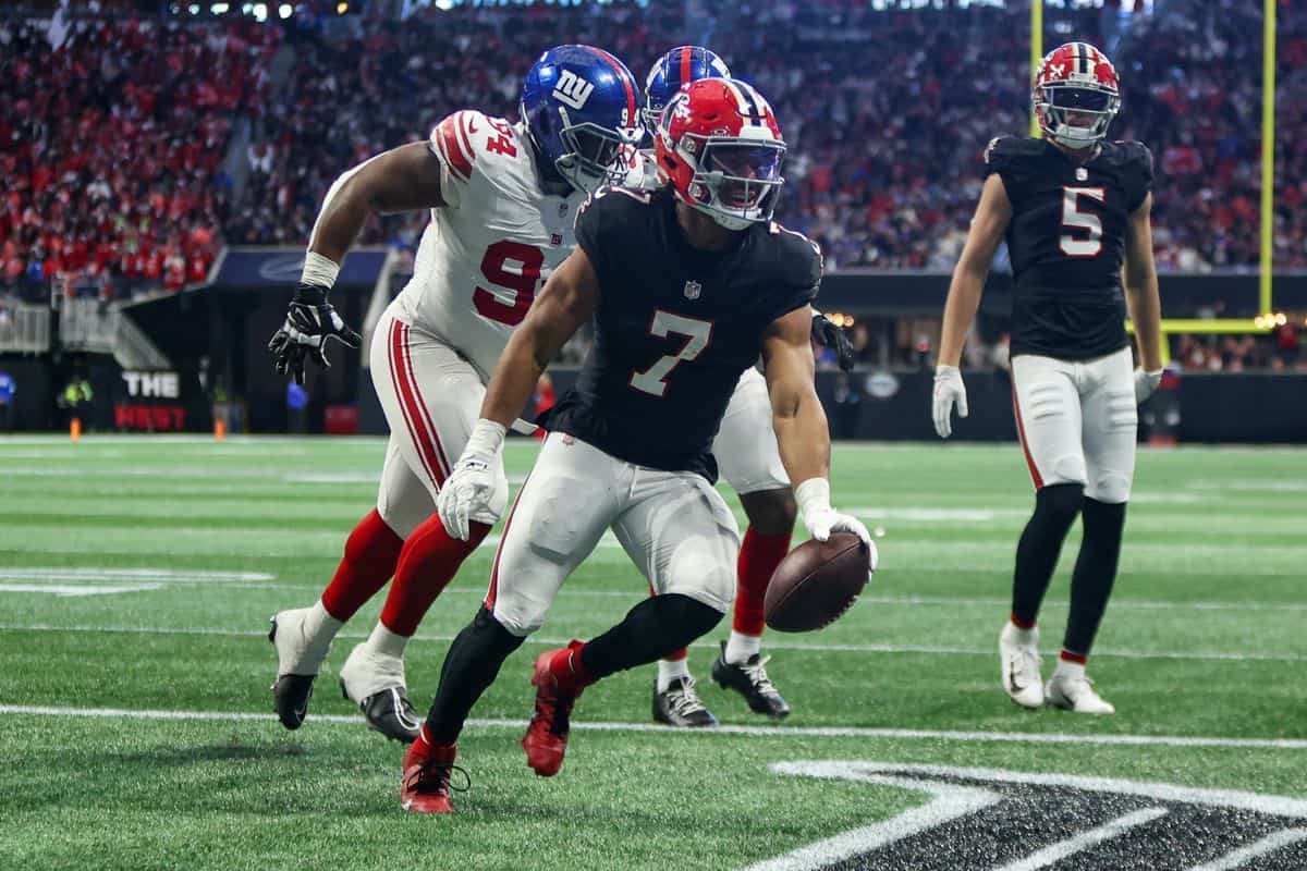 Falcons Look to Keep Playoff Hopes Alive vs Commanders
