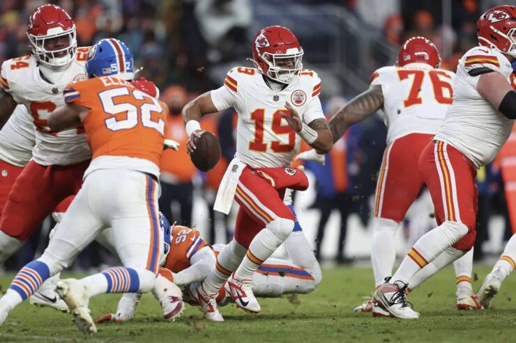 Texans Take on Chiefs in Divisional Round: Odds, Spread, Total