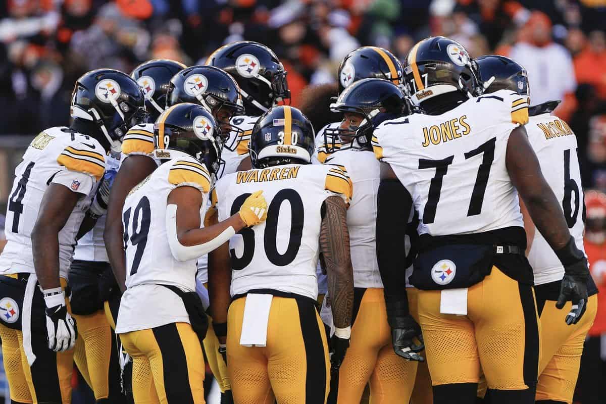 Steelers, Ravens Clash in Wild Card Round: Odds, Picks, Prediction